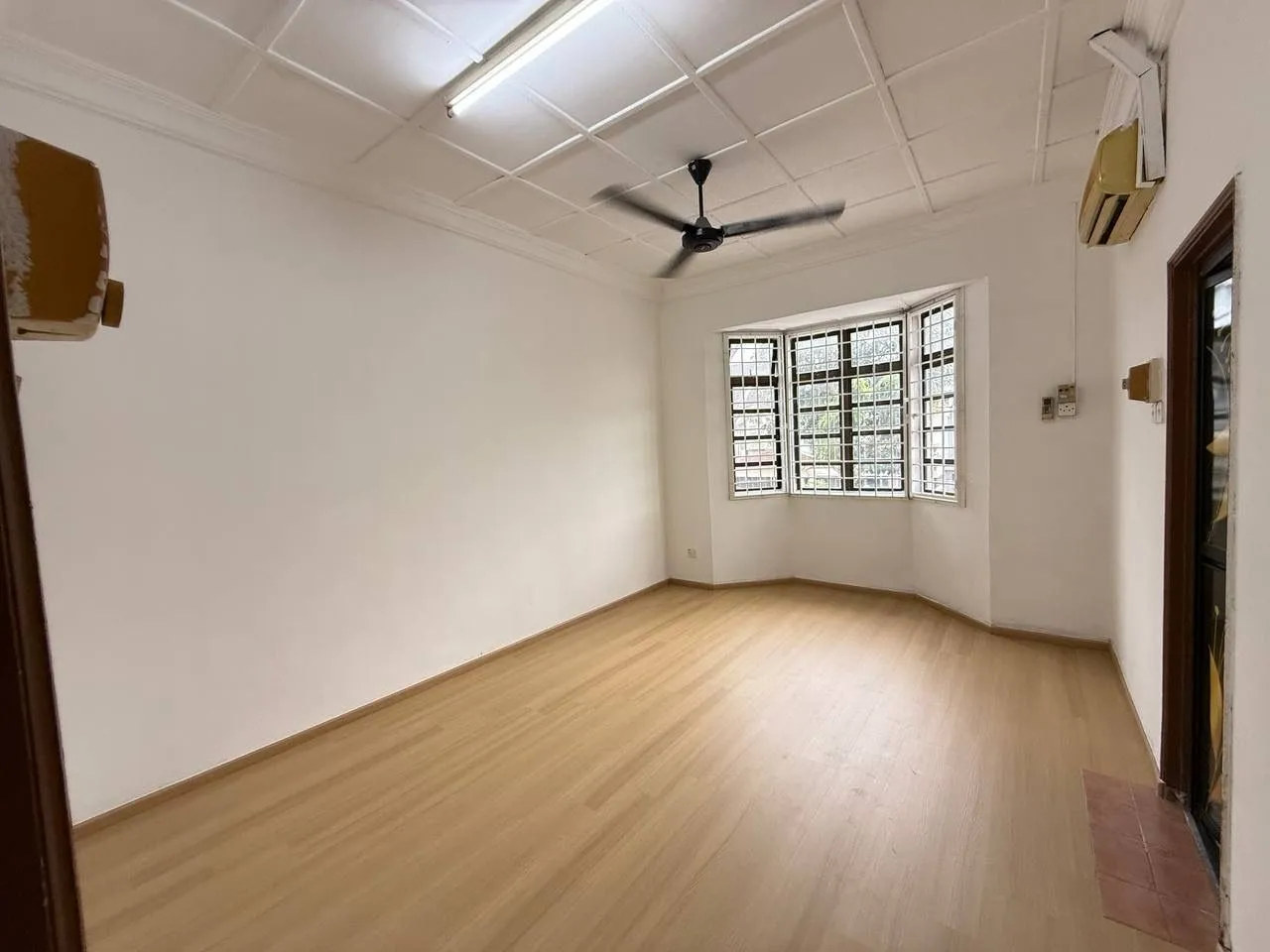 storey-terreace-house-2