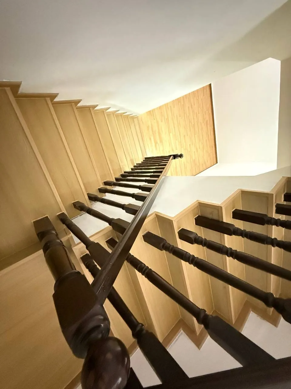 storey-terreace-house-6